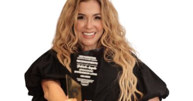 Fabiola Angulo, galardonada con el premio “Al emprendedor latino” 2024