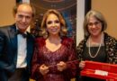 Tatiana Guiribitey recibió el MISO Golden Baton Award 2025 de manos del Maestro Eduardo Marturet y la Alcaldesa de Miami