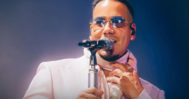 Romeo Santos lidera el ranking de artistas dominicanos más escuchados en Spotify