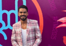Carlos Adyan conquista Puerto Rico como conductor principal de los Premios Tu Música Urbano de Telemundo