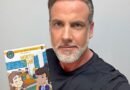 A tiempo para el Día del Padre, el actor Carlos Ponce nos cuenta de su personaje como la voz de Papá en MariVí la Navegadora Maestra, la serie animada que se emite en Nuestra.TV y YouTube