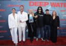 KISS, Renny Harlin y estrellas latinas en la premiere de Deep Water en Los Ángeles