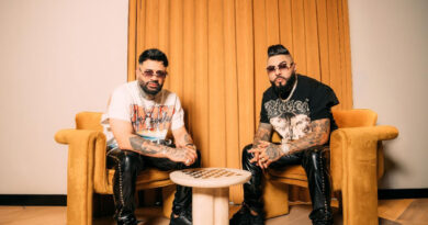 Chacal X Yakarta apuestan por la emoción con “No He Podido Olvidarte”, nuevo sencillo de su álbum “Baby’s On Fire”