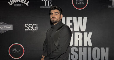 El cantante venezolano Jonathan Moly sorprende como modelo en New York Fashion Week